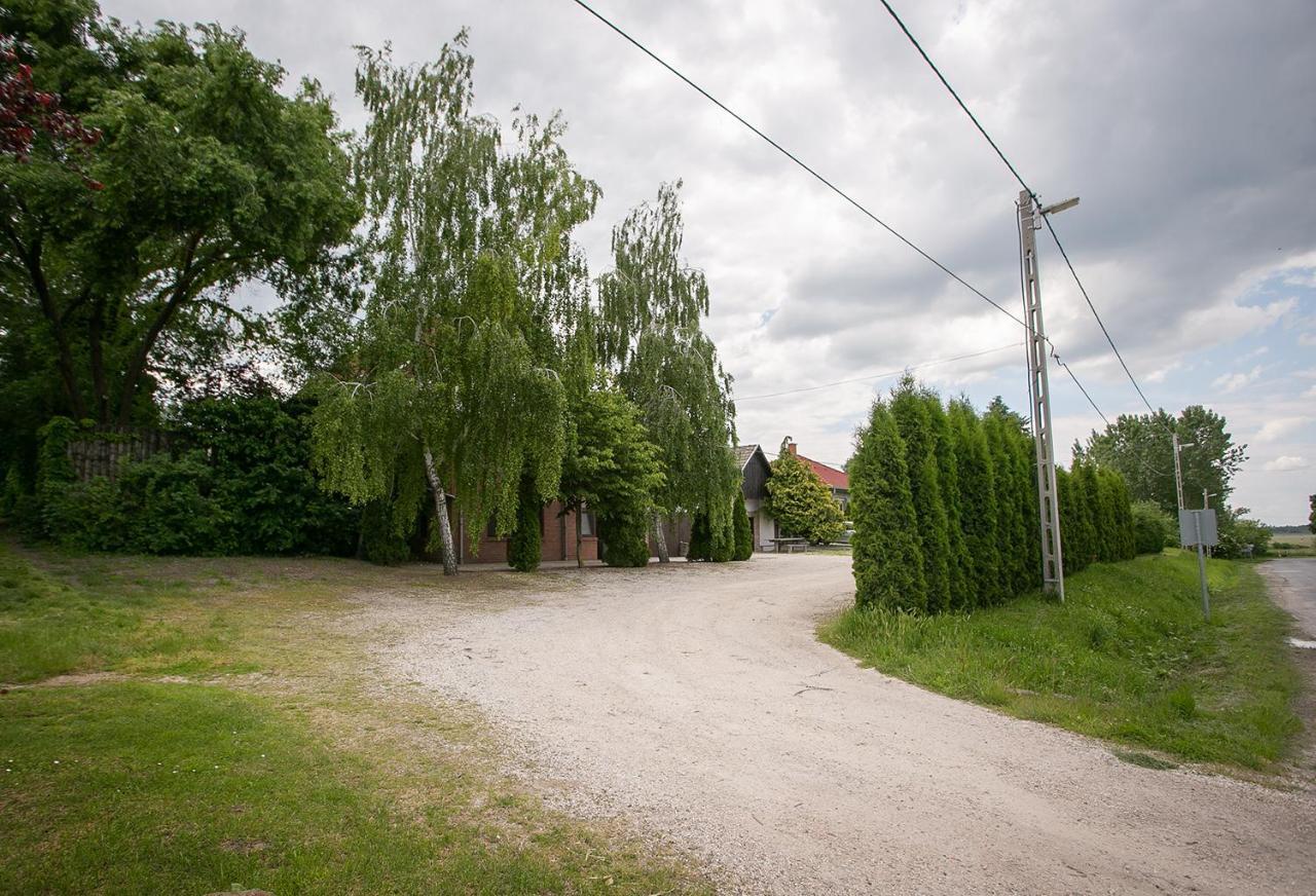 Forras Vendeghaz Villa Dunaegyhaza ภายนอก รูปภาพ
