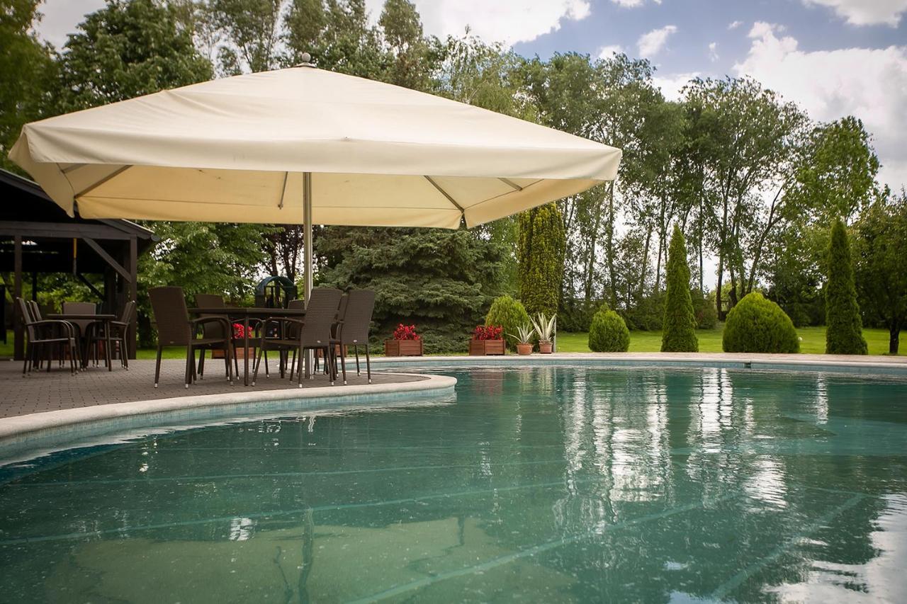 Forras Vendeghaz Villa Dunaegyhaza ภายนอก รูปภาพ