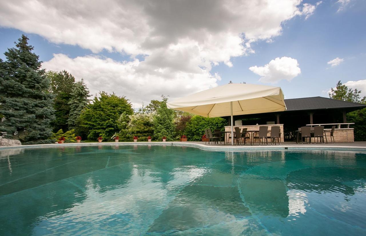 Forras Vendeghaz Villa Dunaegyhaza ภายนอก รูปภาพ